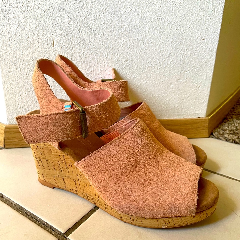 Toms wedge sandals